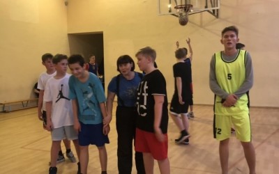 Стартовали игры Чемпионата Школьной баскетбольной лиги «КЭС — БАСКЕТ» сезона 2018-2019 гг.