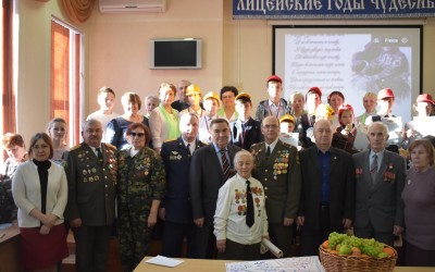 Прикоснемся сердцем к подвигу…